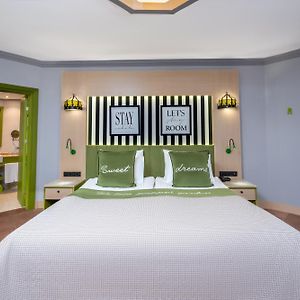 Bungalow Nature Room